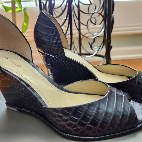 Navy Open Toe Wedge Sandal - Picture 1 of 3